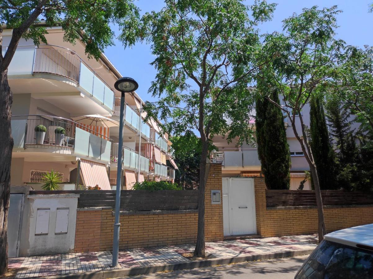 Apartament Familiar Tranquil A 普拉加德阿罗 外观 照片